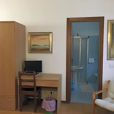 La Perla Hotel